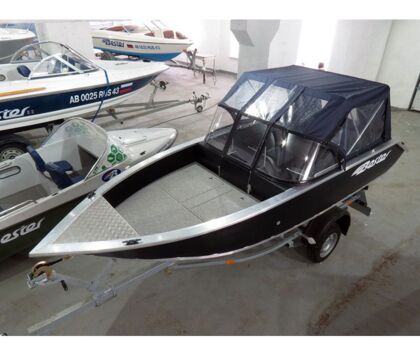 Алюминиевая моторная лодка Бестер-450DC Светло-серый / Черный