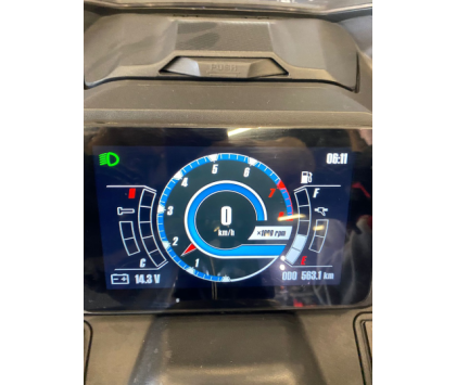 Снегоход OSM SM1000 красный с пробегом 2023г. Красный