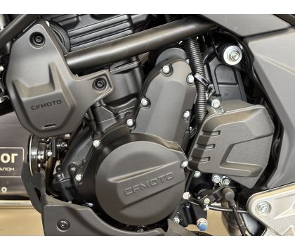 CFMOTO 700MT Advanced (ABS)