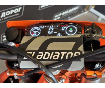 Gladiator K6 PR300  (21/18) Серый металлик